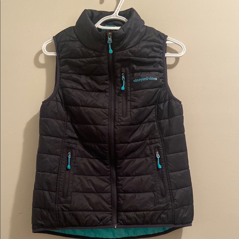 Vineyard Vines Black Quilted Vest with Teal Accents